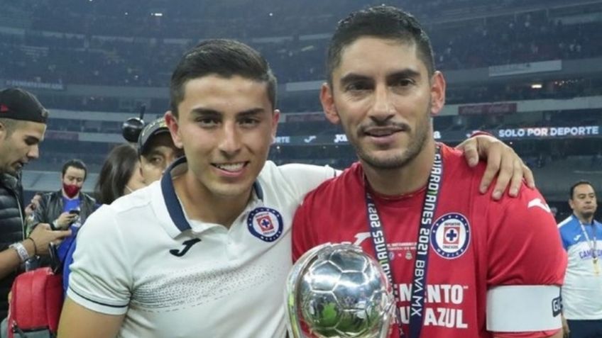 Nuevo VIDEO muestra como el comisario EMPUJÓ al hijo de Jesús Corona