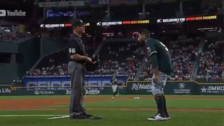 MLB: Mexicano Sergio Romo se baja el pantalón por revisión del umpire (VIDEO)