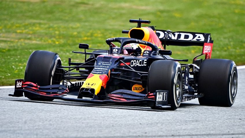 F1: Así terminó el auto de Vertappen después del contacto con Hamilton (VIDEO)