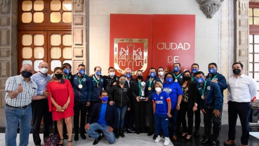 Cruz Azul: Así fue la visita de campeón a la Jefa de Gobierno, Claudia Sheinbaum