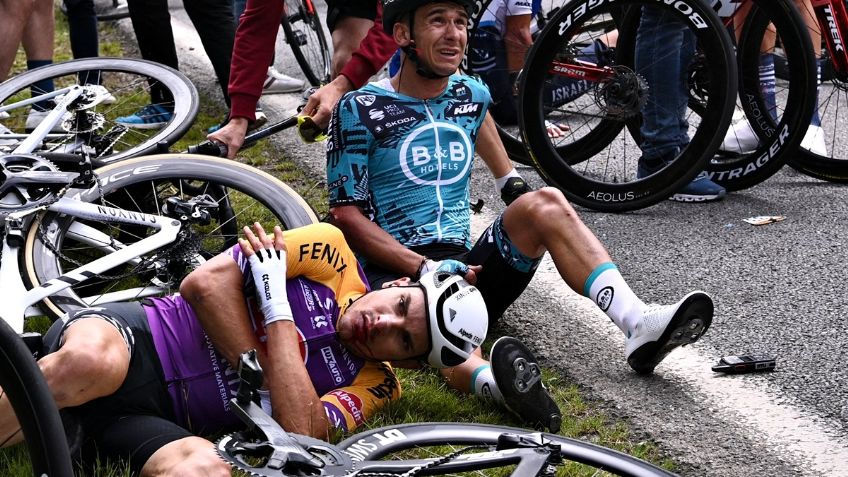 Mujer que ocasionó accidente en el Tour de Francia es DETENIDA