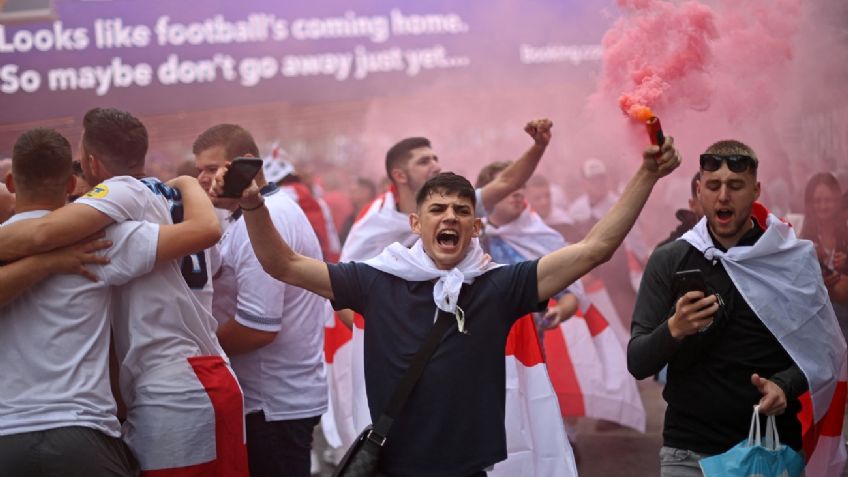 VIDEO: Así viven los aficionados ingleses previa a la final de la Eurocopa en Wembley