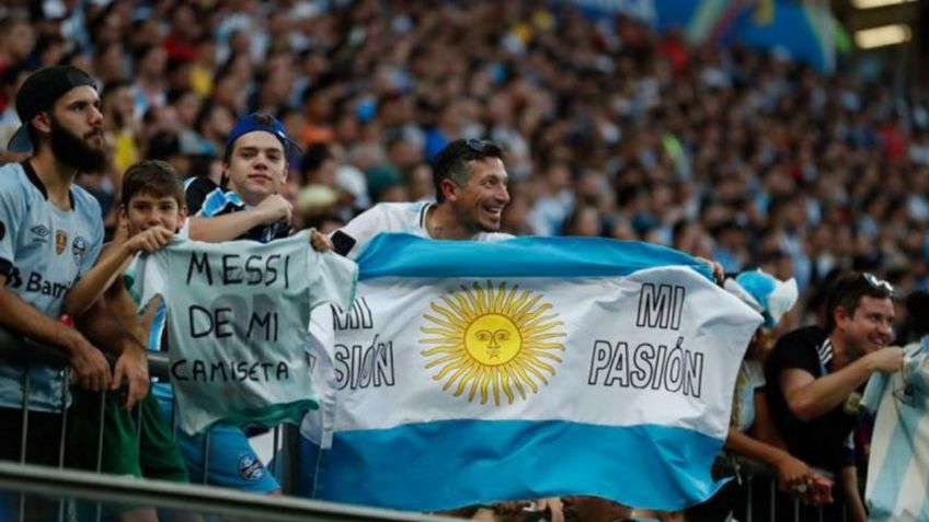 ¡Locura! Aficionado en Argentina se tatúa a jugadores que ganaron la Copa América
