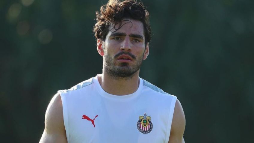 Las 5 nuevas reglas que FIFA pondrá a prueba y que el Pollo Briseño critica en redes