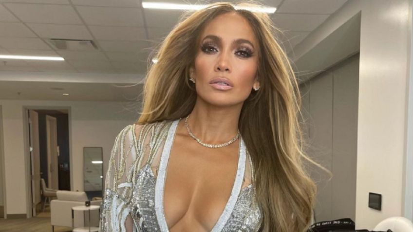 Jennifer López y la rutina de ejercicios que la hacen ver espectacular a sus 52 años