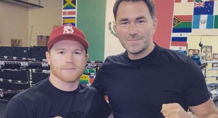 Canelo Álvarez recibe defensa de Eddie Hearn tras dichos de Óscar de la Hoya