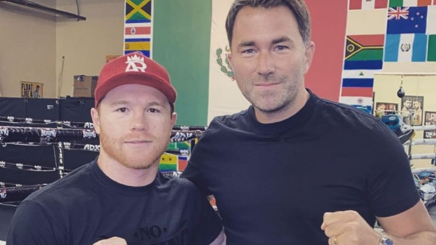 Canelo Álvarez recibe defensa de Eddie Hearn tras dichos de Óscar de la Hoya
