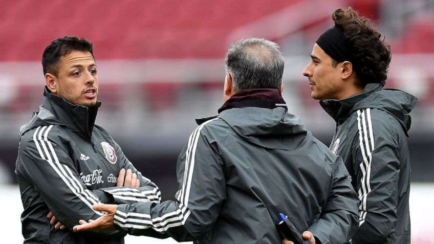 Chicharito pide que le hablen de frente por 'veto' en la Selección Mexicana
