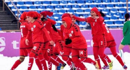 Jugadoras de selección de Afganistán huyen de su país por miedo a talibanes