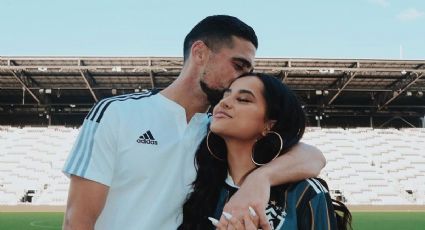 Sebastian Lletget y Becky G presumen desde su cama la Copa Oro