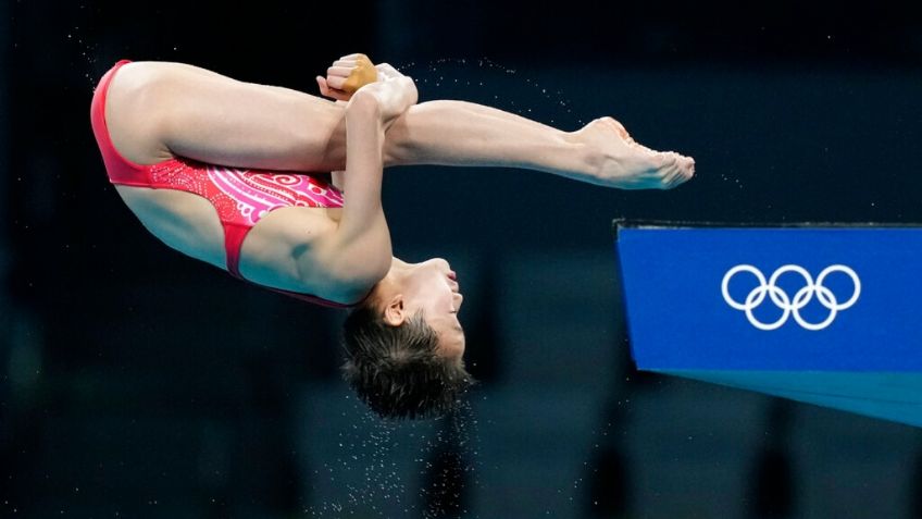 Tokio 2020: El doble clavado con 10 perfecto de Quan Honchan que valió oro (VIDEO)