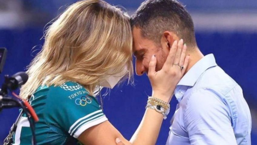 Ella es Catalina Serna, esposa de Jaime Lozano que viajó a Tokio para celebrar el bronce