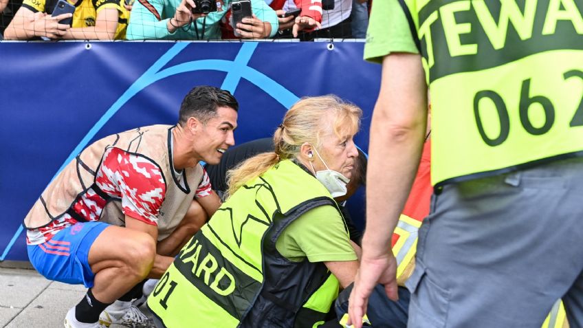 Cristiano Ronaldo propinó brutal balonazo a un policía en Champions League