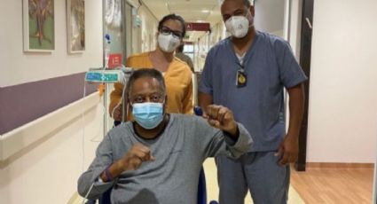 Pelé en el hospital: reaparece con rutina en bicicleta y música brasileña (VIDEO)