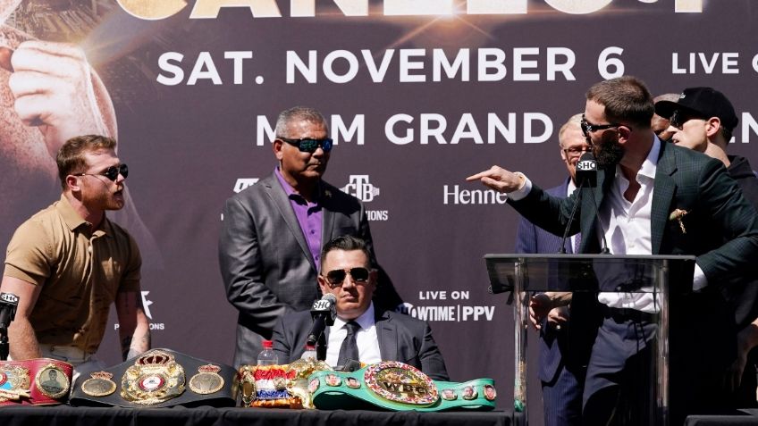Canelo Álvarez revela qué le dijo Plant para provocar la AGRESIÓN en conferencia