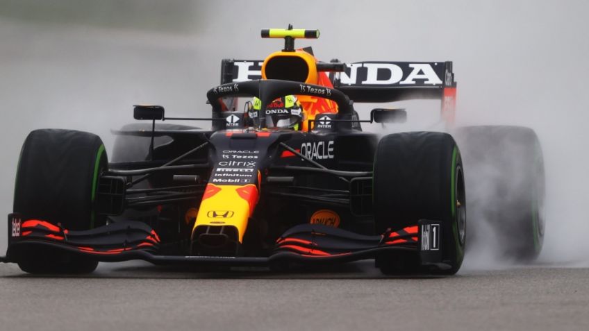 Checo Pérez saldrá noveno en el GP de Rusia; Verstappen último y Norris gana la pole