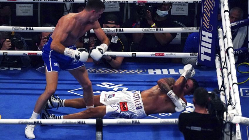Lenin Castillo cae noqueado y convulsiona tras tremendo golpe de Callum Smith (VIDEO)