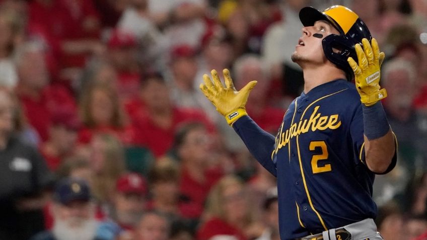 MLB: Luis Urías protagoniza espectacular home run al tercer piso (VIDEO)