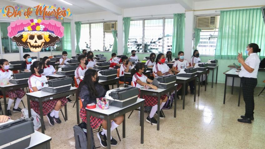 SEP: ¿Habrá MEGAPUENTE por Día de Muertos?