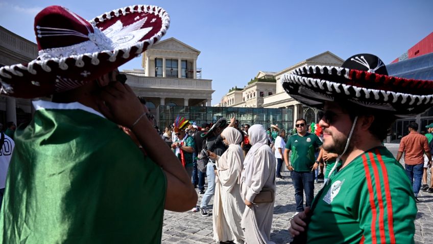 VIDEO VIRAL: Mexicanos hacen bailar "Payaso de Rodeo" a los qataríes