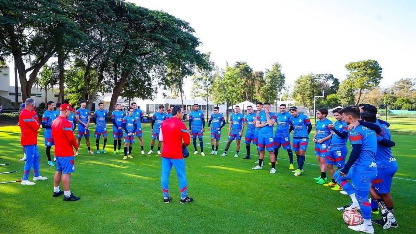 Futbol de Estufa: 5 refuerzos que buscaría Chivas para el Clausura 2023