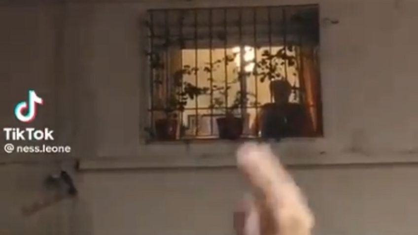 Abuela de Messi recibe serenata de aficionados argentinos (VIDEO)