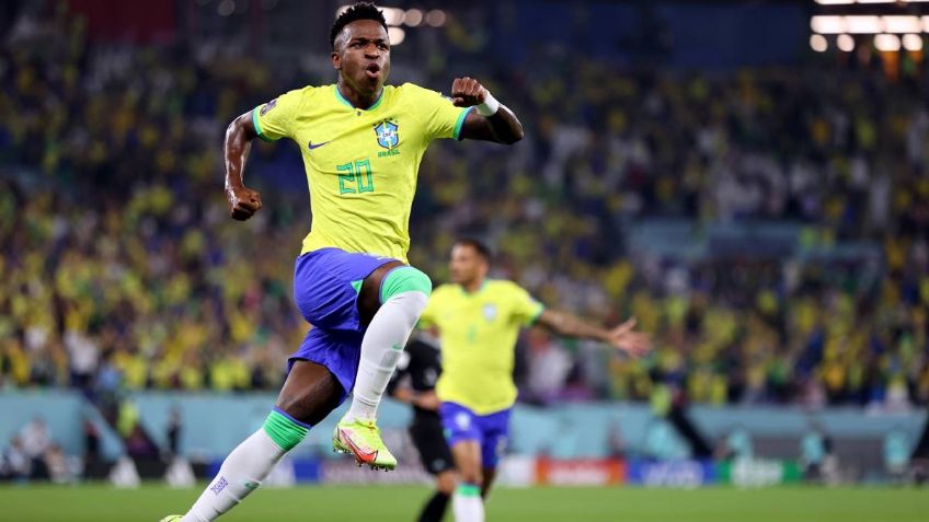 VIRAL: Gato interrumpe conferencia de Vinícius y es aventado (VIDEO)