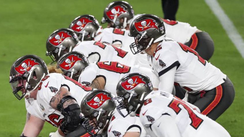 Tom Brady hace oficial su regreso a la NFL