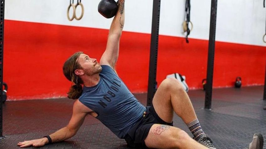 Haz estos 5 ejercicios de estiramiento cada mañana para activar el cuerpo