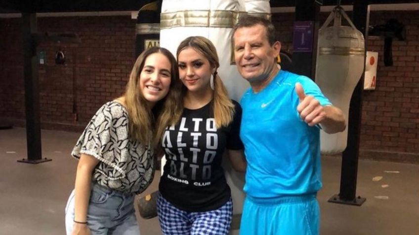 Julio César Chávez: Así le da clases de box a youtuber Arigameplays (VIDEO)