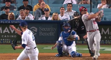 VIDEO VIRAL: Umpire casi pierde un ojo tras romperse bat en el Dodgers vs Angels