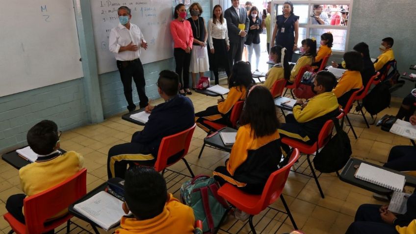 SEP: ¿Los alumnos con muchas faltas SÍ REPRUEBAN?