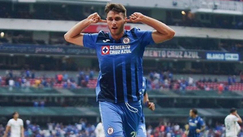 Santi Giménez: Feyenoord y Cruz Azul, clubes muy parecidos para el Bebote