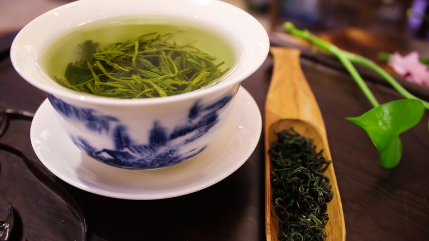¿Qué pasa si tomo Té Verde diario para bajar de peso? Riesgos y beneficios