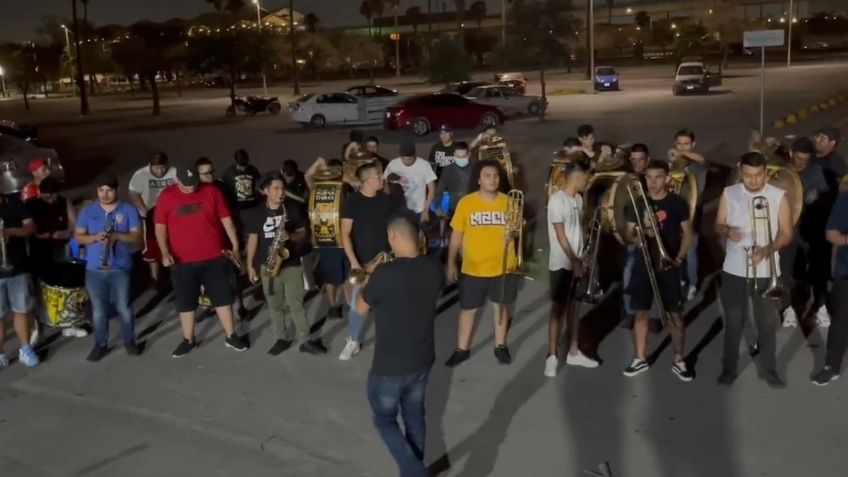 Libres y Lokos alientan a Tigres al ritmo de 'Me Porto Bonito' de Bad Bunny (VIDEO)