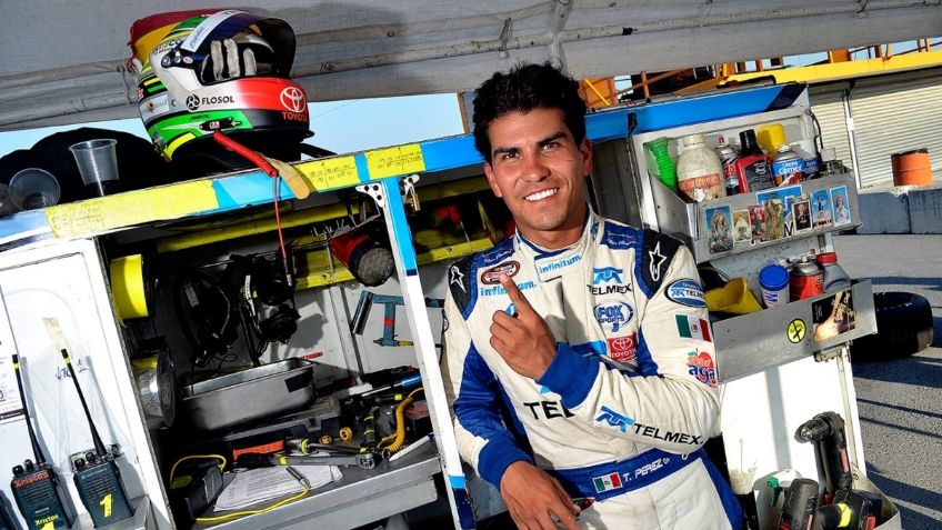 Él es el hermano de Checo Pérez que fue piloto y compitió en la NASCAR
