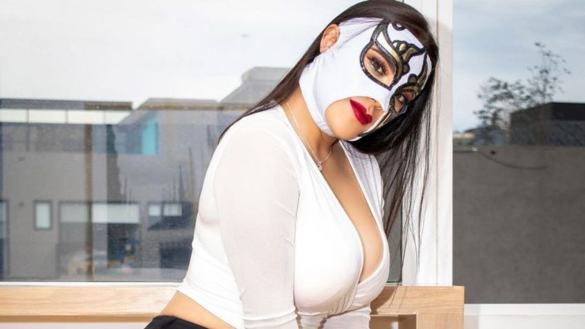 5 FOTOS de Reina Dorada, luchadora con un brillo que corta la respiración