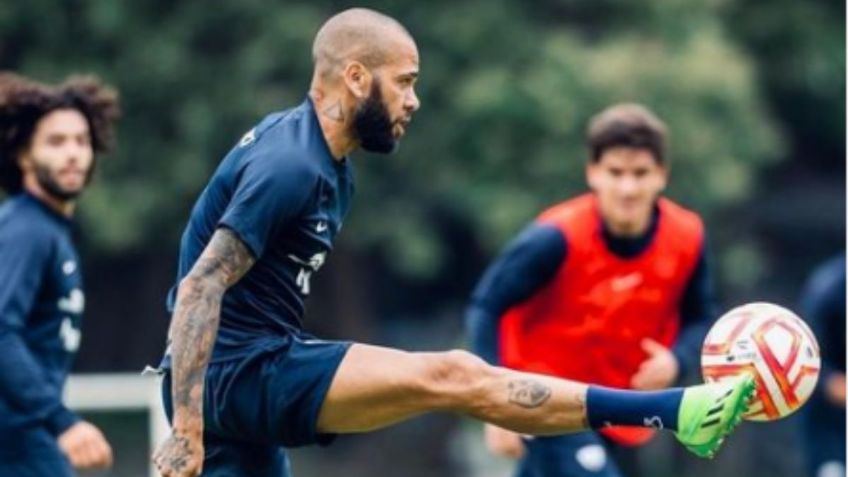 Dani Alves responde si se pierde o no Qatar 2022 por lesión