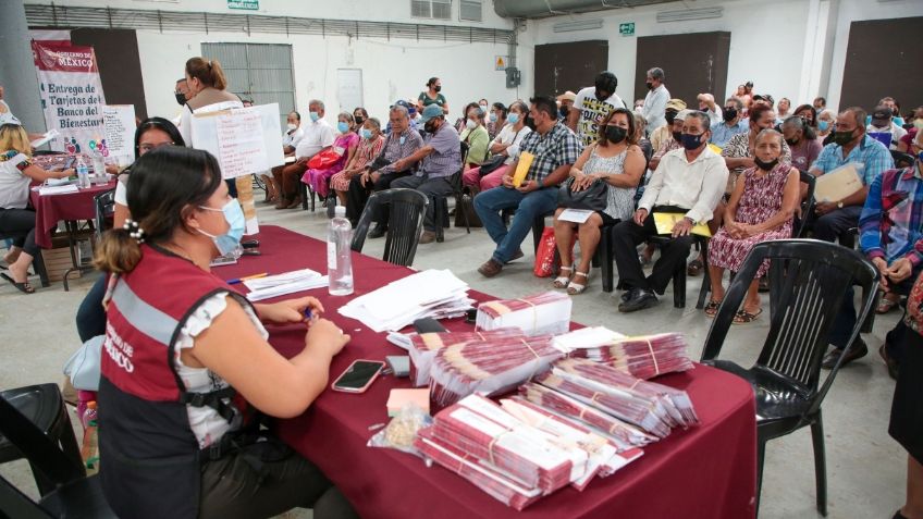 Pensión del Bienestar: ¿Cuándo llega el aumento para cobrar 6 mil 400 pesos?