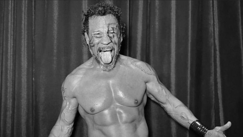 VIDEO: La vez en la que Black Warrior GOLPEÓ a un aficionado en Triplemanía XVIII