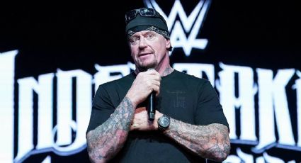 VIDEO: Así fue la espectacular llegada de The Undertaker en RAWXXX; ¿sale del retiro?