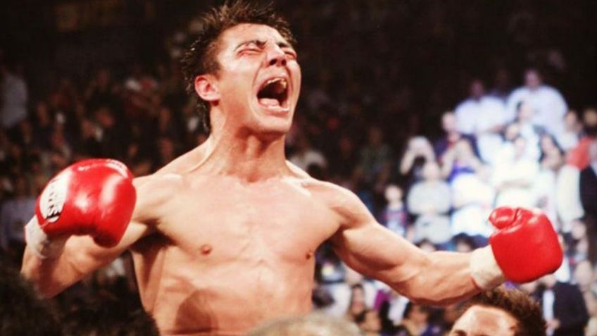 La vez que el Travieso Arce recibió una paliza por estar enamorado