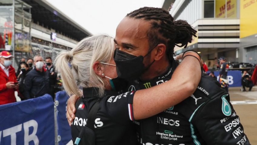 Toma aire antes de ver el auto más CARO que Lewis Hamilton tiene en su garaje | FOTOS