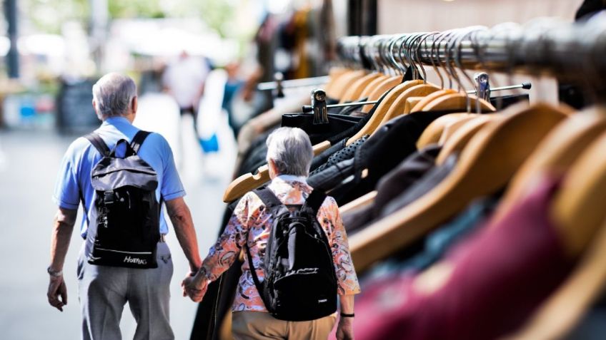 Credencial INAPAM: ¿Quieres más ropa para Año Nuevo? Estas tiendas dan descuento a adultos mayores