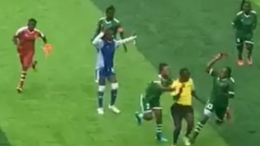 VIDEO VIRAL: Jugadoras de República del Congo corretean y golpean a árbitro
