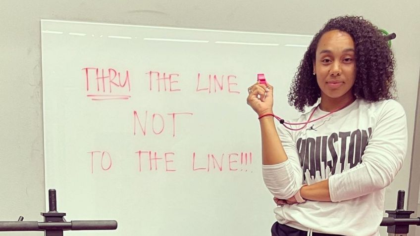 Super Bowl LVII | Ella es Autumm Lockwood, entrenadora de los Eagles que hará historia este 2023