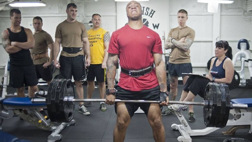 ¿Cómo quitar los callos por las pesas? Diles adiós con este truco