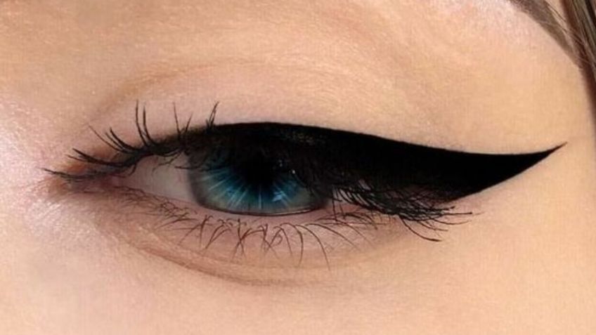 Eyeliner alado: la nueva tendencia soft goth en make up