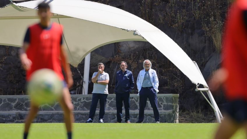 John Sutcliffe revela las grillas dentro de Pumas para elegir nuevo director técnico