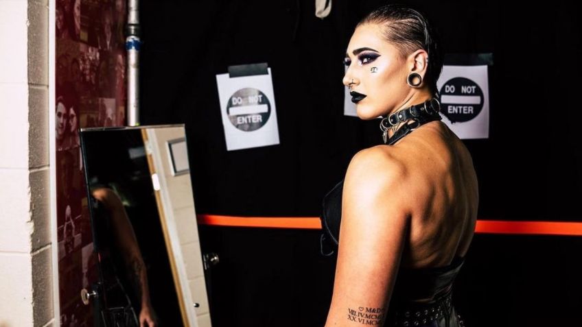 5 FOTOS de Rhea Ripley, la luchadora más DOMINANTE del ring en la WWE